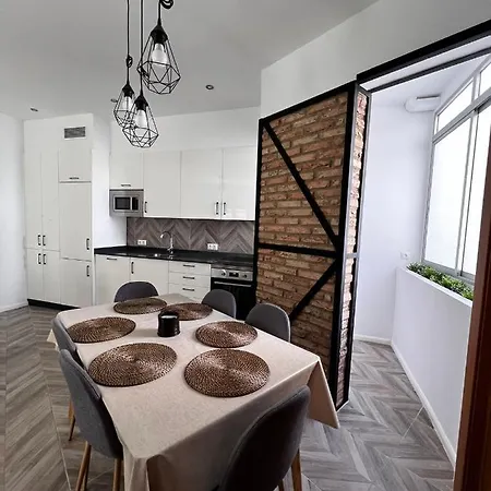 Luxury New 6 Pax Apart Downtown. * Cordoba